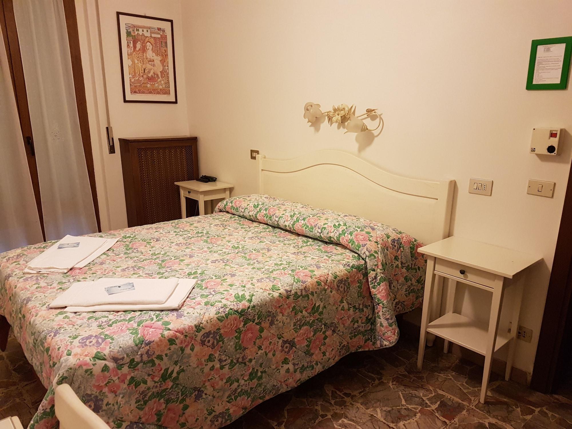 Albergo Sonia Firenze Eksteriør billede
