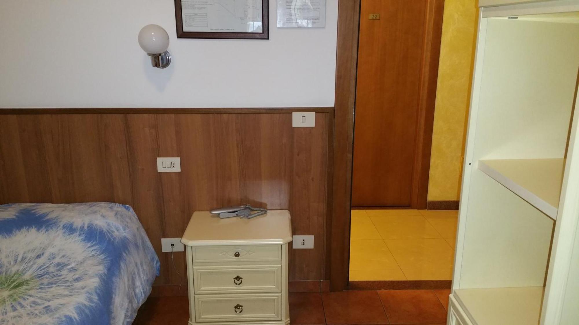 Albergo Sonia Firenze Værelse billede